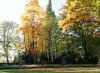 Foto: Heike Benkmann<br>Goldener Herbst im Findlingsgarten