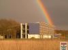 Foto: T. Frodermann<br>Neue Realschule im Ortsteil Rhen mit Regenbogen nach starkem Gewitterregen