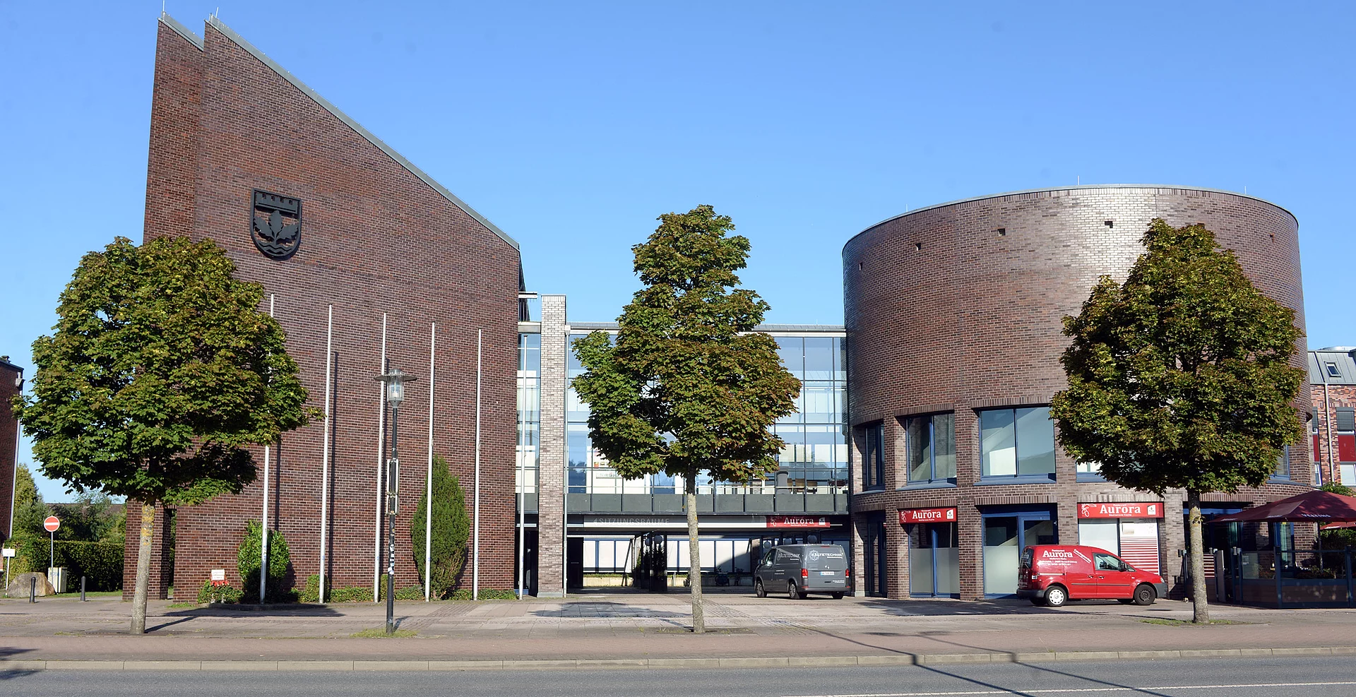 Blick auf das Rathaus von der Hamburger Straße aus