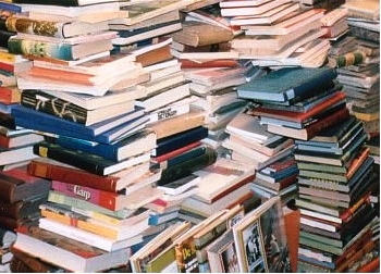 Bücher-Flohmarkt-Ausverkauf